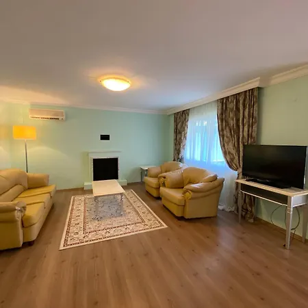 Casa de hóspedes Pine Club Apart