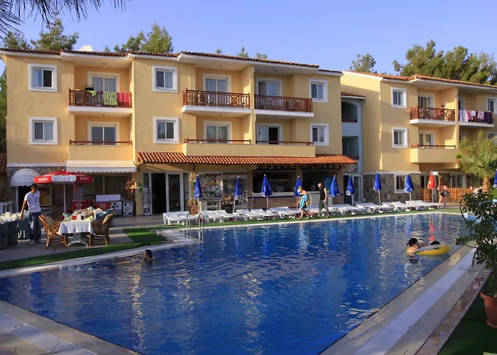 Pine Club Apart Casa de hóspedes 4*