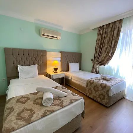 Pine Club Apart Konukevi