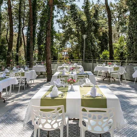 Pine Club Apart Kuşadası